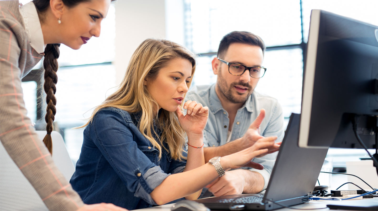 Schéma comparatif de deux modes d'intégration de la LRE : API directe ou via un partenaire.